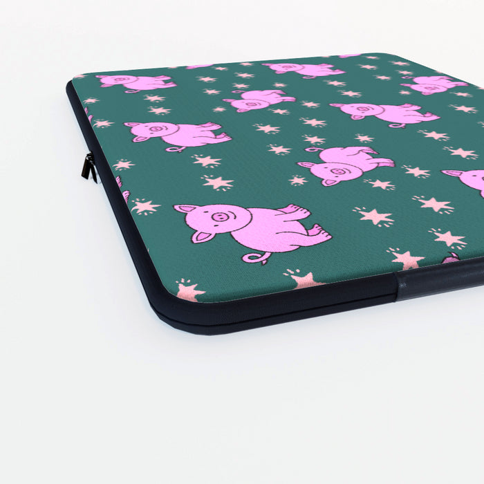 Laptop Skin - Pigs On Green - printonitshop